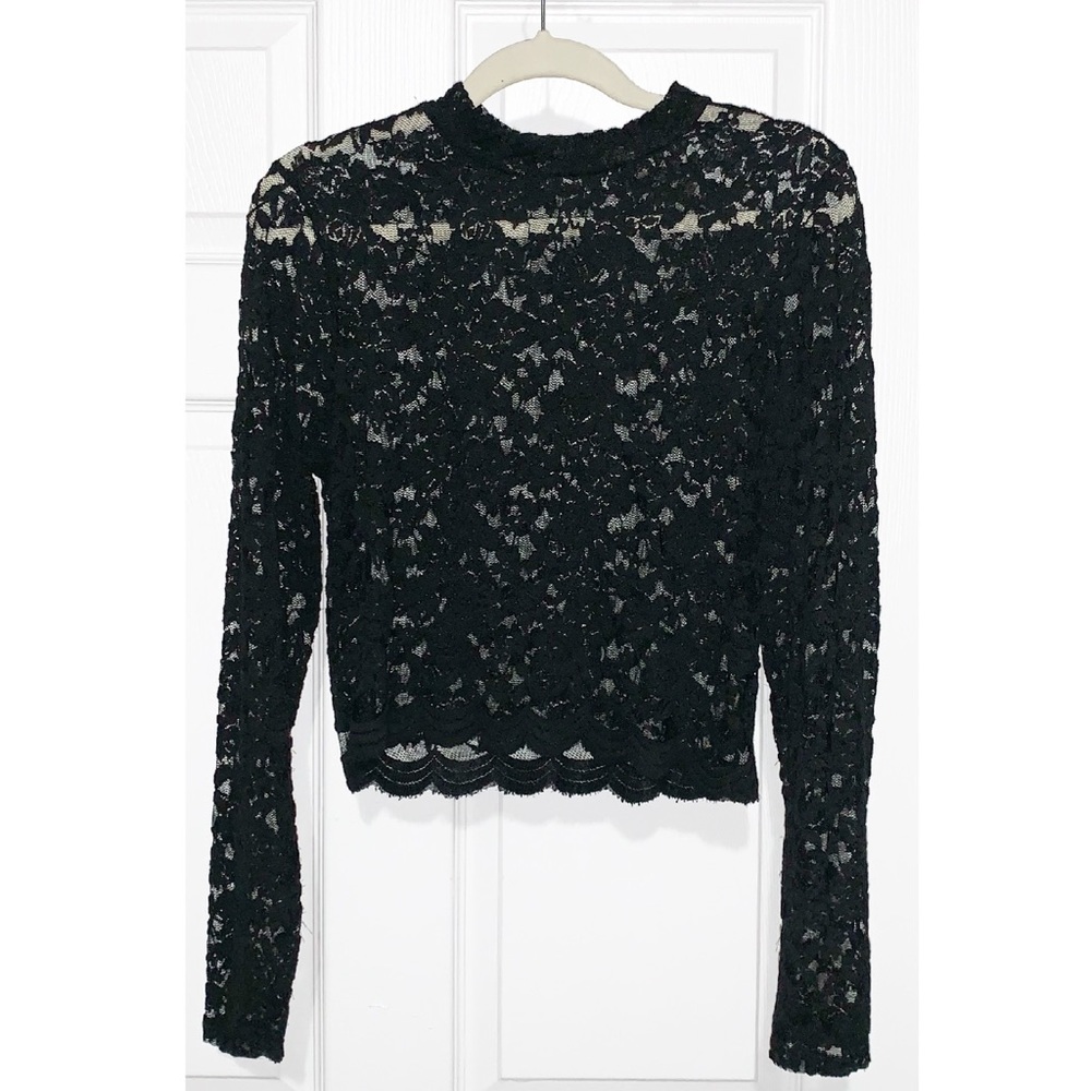 AMBIANCE Black Lace crop top